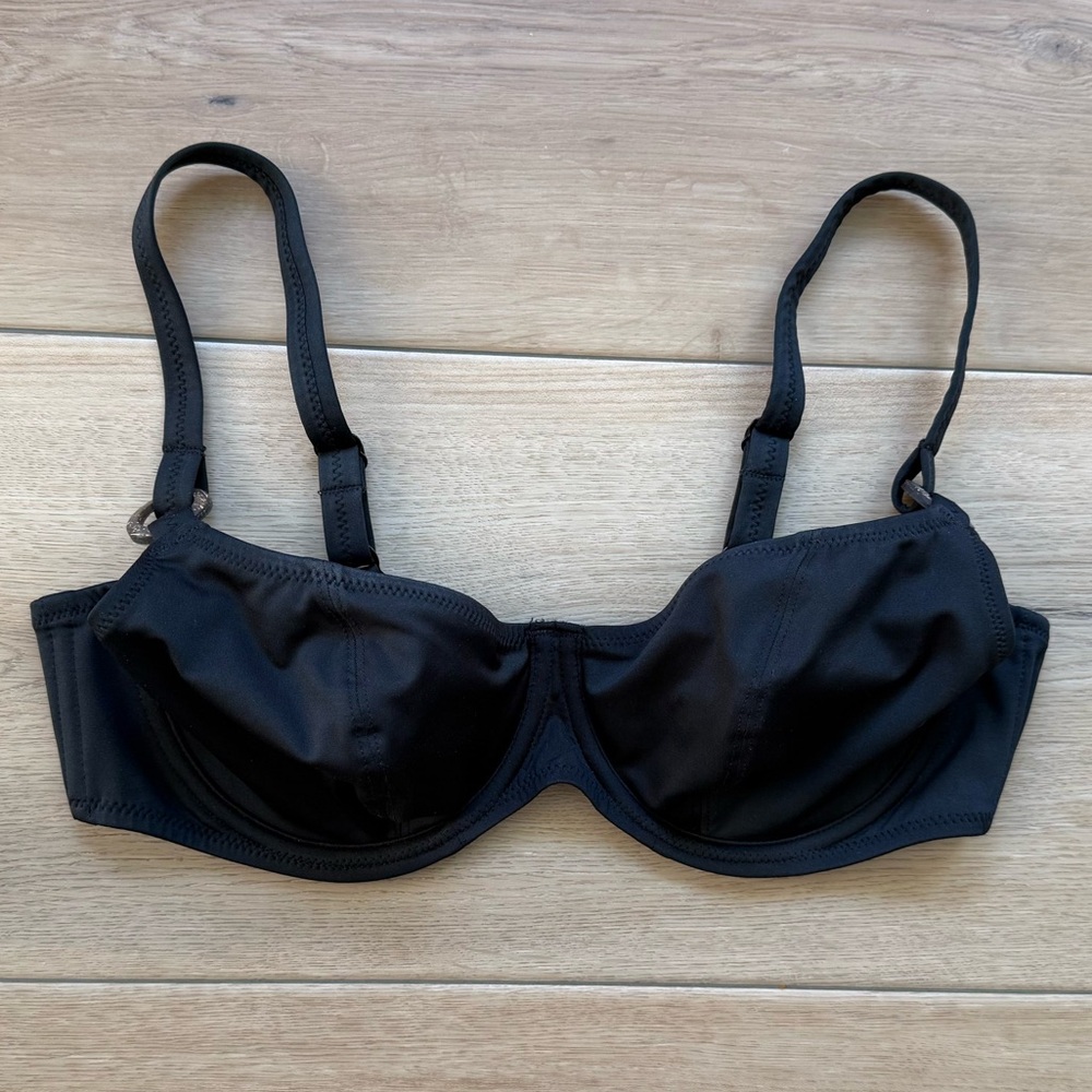 Freya Black Underwire Bikini Top Size 34DD